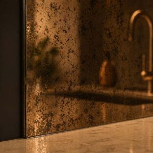 miroir vieilli bronze pour crédence